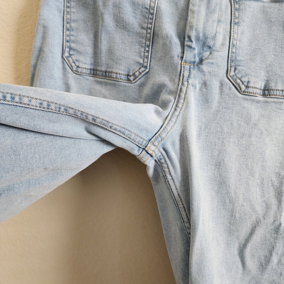 Bagatelle Collection Wide Leg Utility Jeans Light Wash Blue Size 30 - Picture 5 of 12